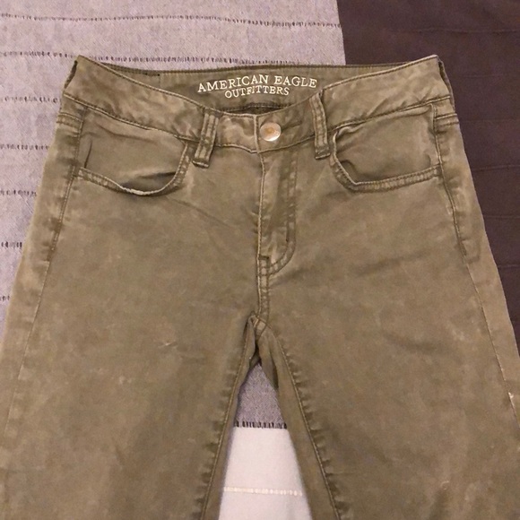 American Eagle Olive Green Cropped Jegging Sz 2 - Picture 3 of 7